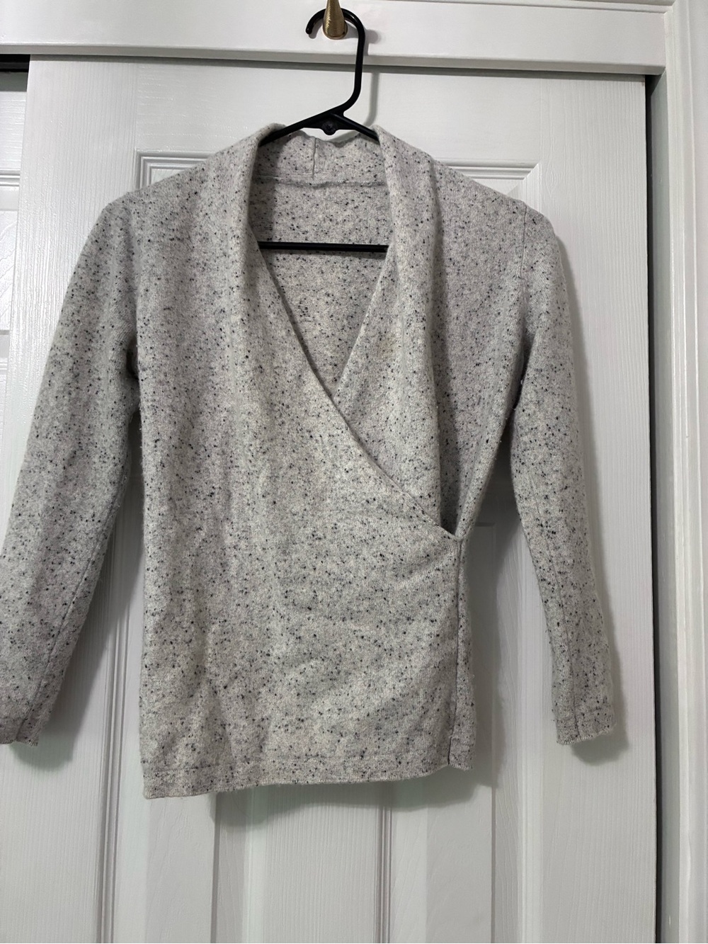 Cozy Speckled Wrap-Style Women's Sweater - Light Gray